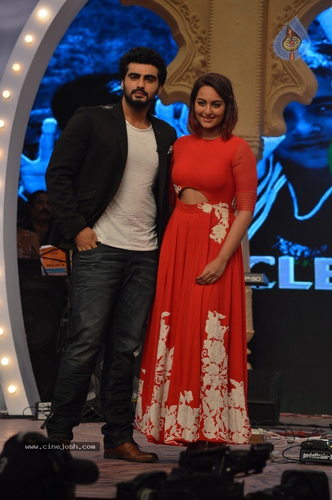 Big B for NDTV Mission Swachh Bharat Abhiyaan - 96 / 148 photos