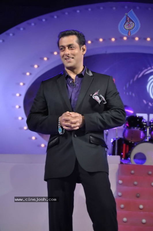 Big Boss Press Conference - 22 / 31 photos