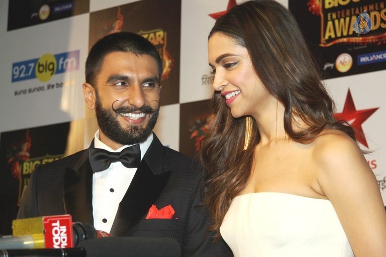 BIG STAR Entertainment Awards 2015 - 34 / 84 photos