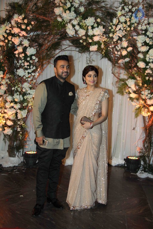 Bipasha Basu Wedding Reception Photos 1 - 30 / 58 photos
