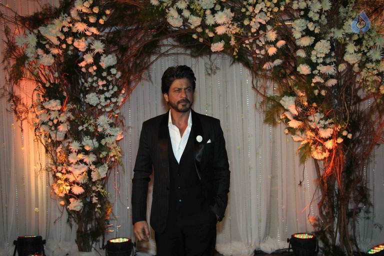 Bipasha Basu Wedding Reception Photos 1 - 37 / 58 photos