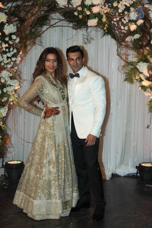 Bipasha Basu Wedding Reception Photos 1 - 43 / 58 photos