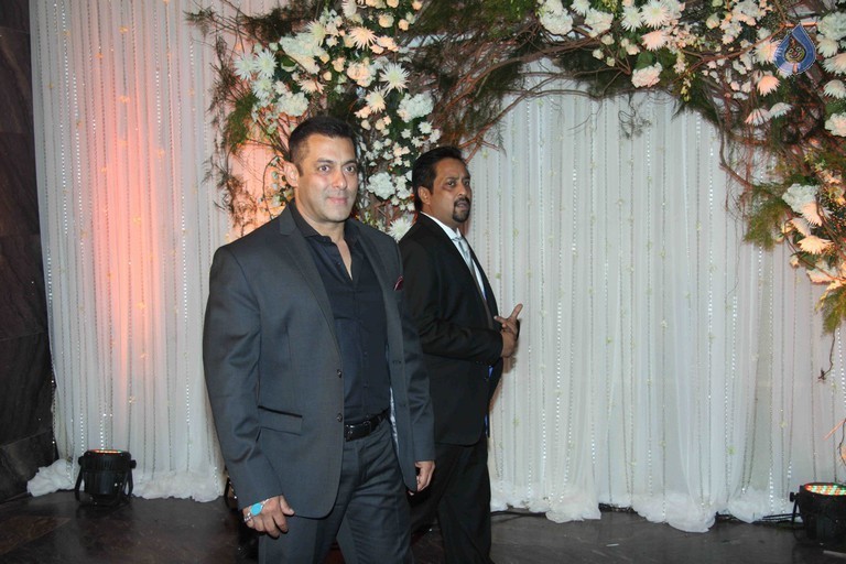 Bipasha Basu Wedding Reception Photos 2 - 56 / 60 photos
