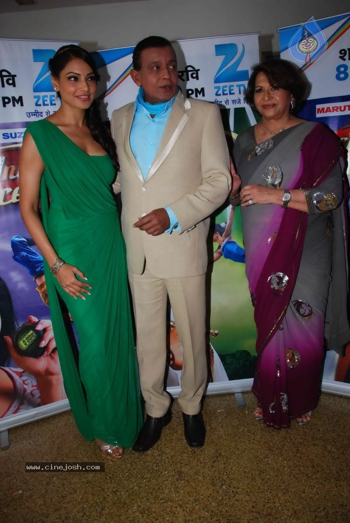 Bipasha Promote Jodi Breakers on Dance India Dance - 23 / 33 photos