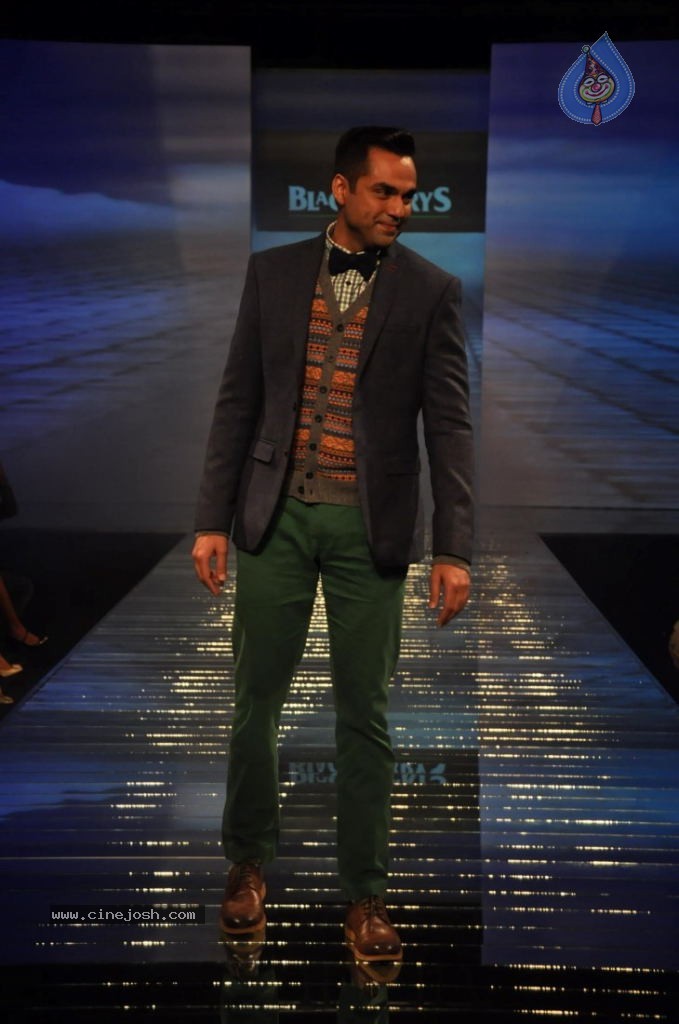 Blackberrys Sharp Nights Fashion Show - 26 / 31 photos