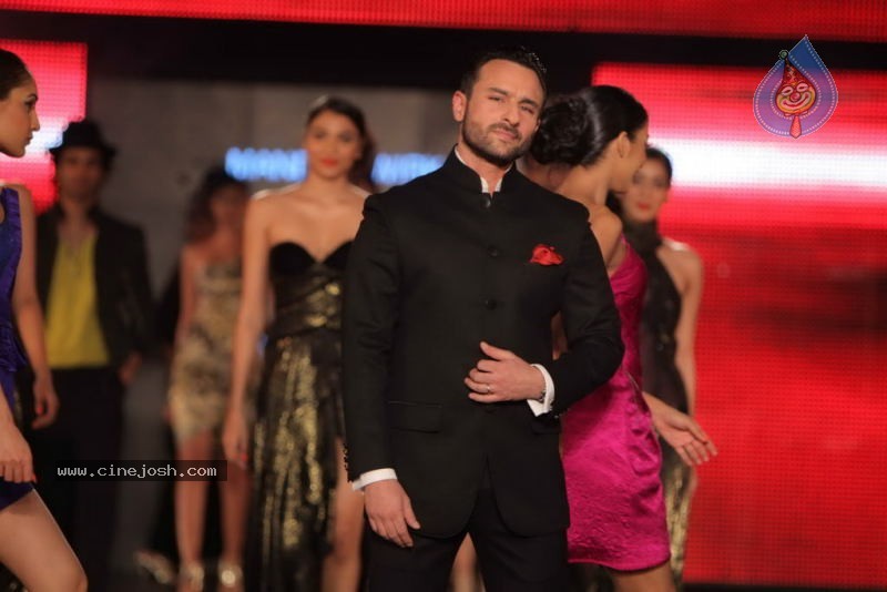 Blenders Pride Fashion Tour Photos - 3 / 35 photos