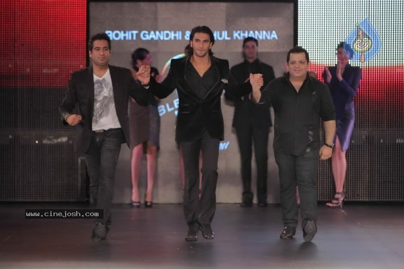 Blenders Pride Fashion Tour Photos - 14 / 35 photos