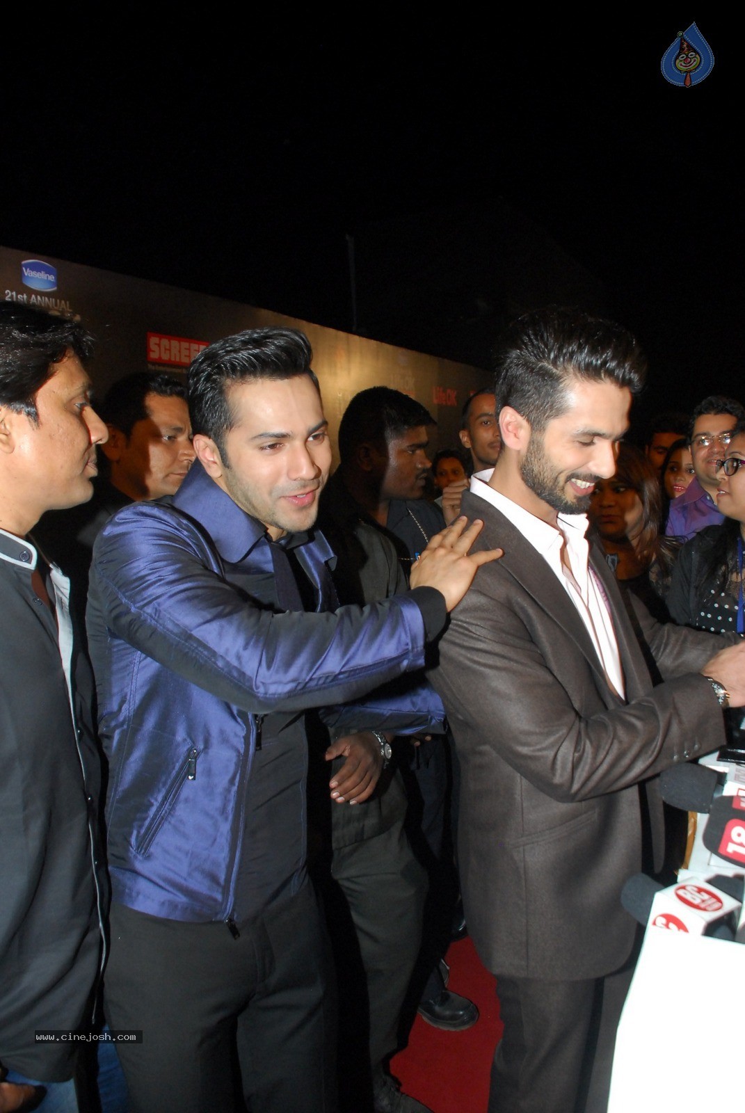 Bolly Celebs at 21st Life OK Screen Awards 01 - 50 / 78 photos