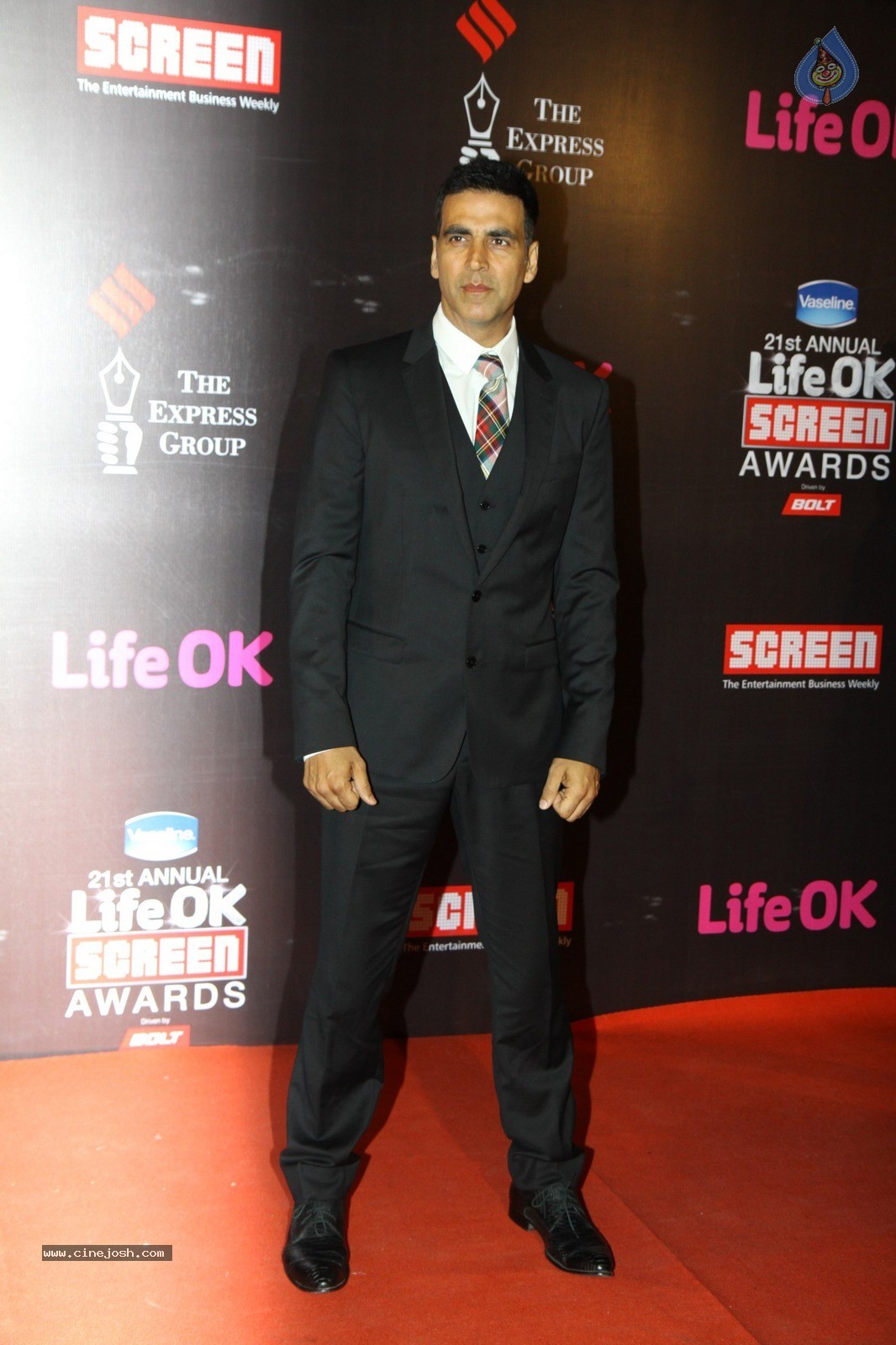 Bolly Celebs at 21st Life OK Screen Awards 02 - 34 / 78 photos
