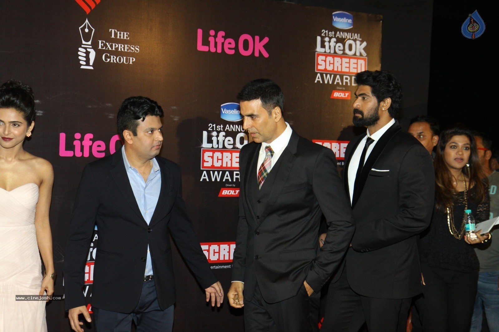 Bolly Celebs at 21st Life OK Screen Awards 02 - 41 / 78 photos