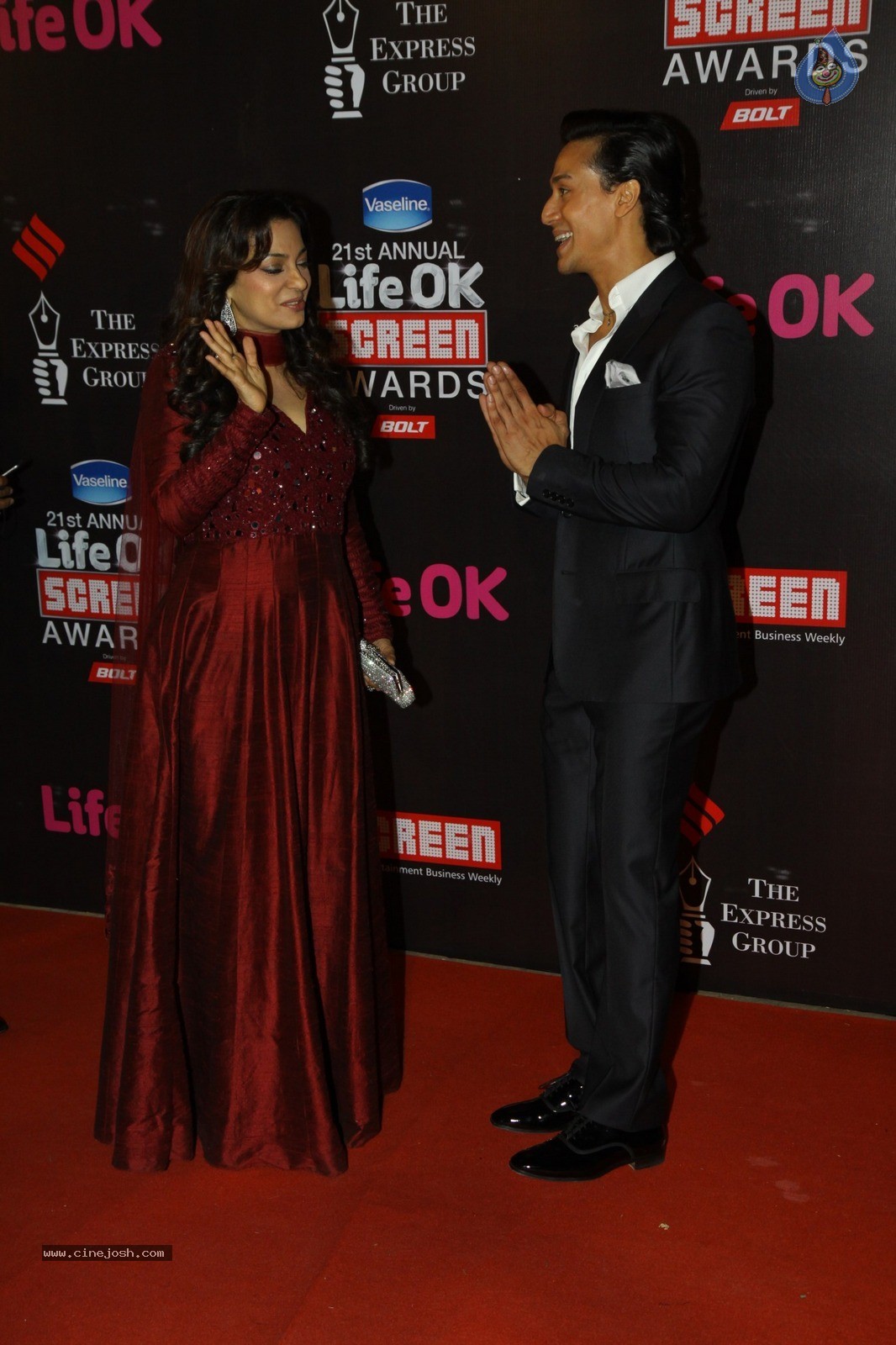 Bolly Celebs at 21st Life OK Screen Awards 02 - 77 / 78 photos