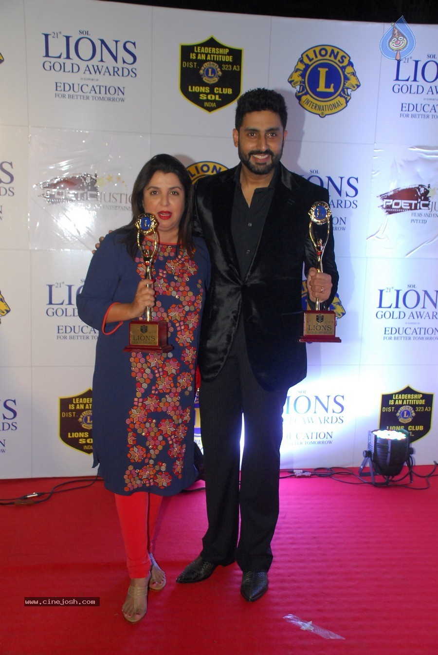 Bolly Celebs at 21st Lions Gold Awards 2015 - 59 / 67 photos