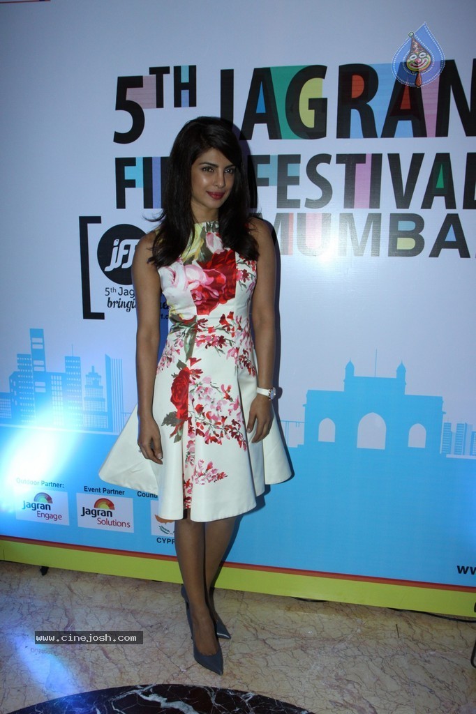 Bolly Celebs at 5th Jagran Film Festival Launch - 23 / 107 photos