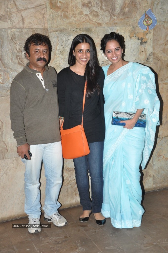 Bolly Celebs at 72 Miles Ek Pravas Premiere - 31 / 41 photos