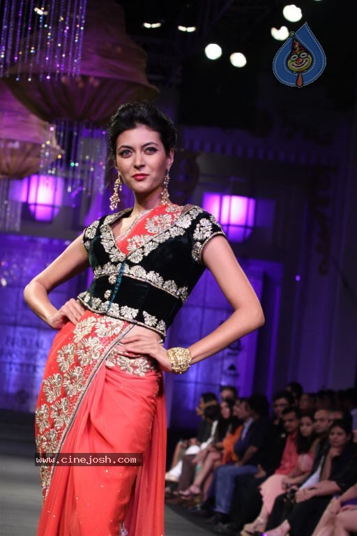 Bolly Celebs at Aamby Valley India Bridal Fashion Week - 26 / 54 photos