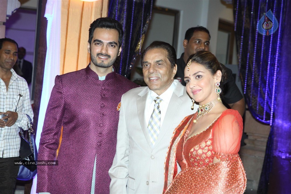 Bolly Celebs at Ahana Deol Sangeet Ceremony - 26 / 106 photos