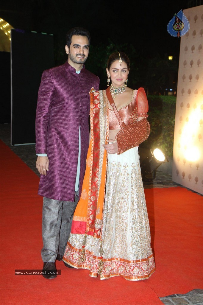 Bolly Celebs at Ahana Deol Sangeet Ceremony - 28 / 106 photos