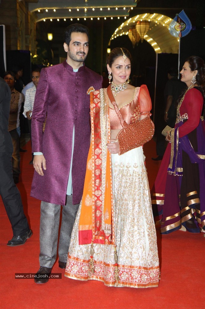 Bolly Celebs at Ahana Deol Sangeet Ceremony - 105 / 106 photos