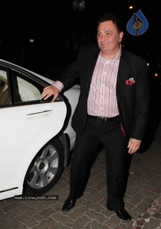 Bolly Celebs at Ameesha Patel Bash - 37 / 65 photos