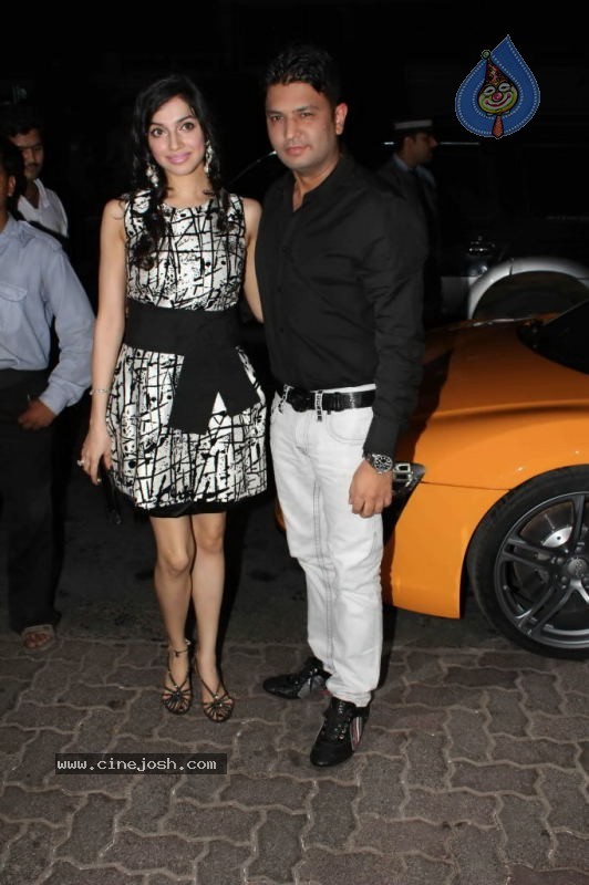 Bolly Celebs at Ameesha Patel Bash - 54 / 65 photos