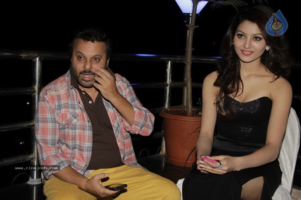 Bolly Celebs at Anil Sharma Bday Party - 42 / 55 photos