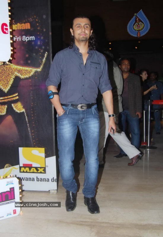 Bolly Celebs at Anjaana Anjaani special screening - 52 / 60 photos