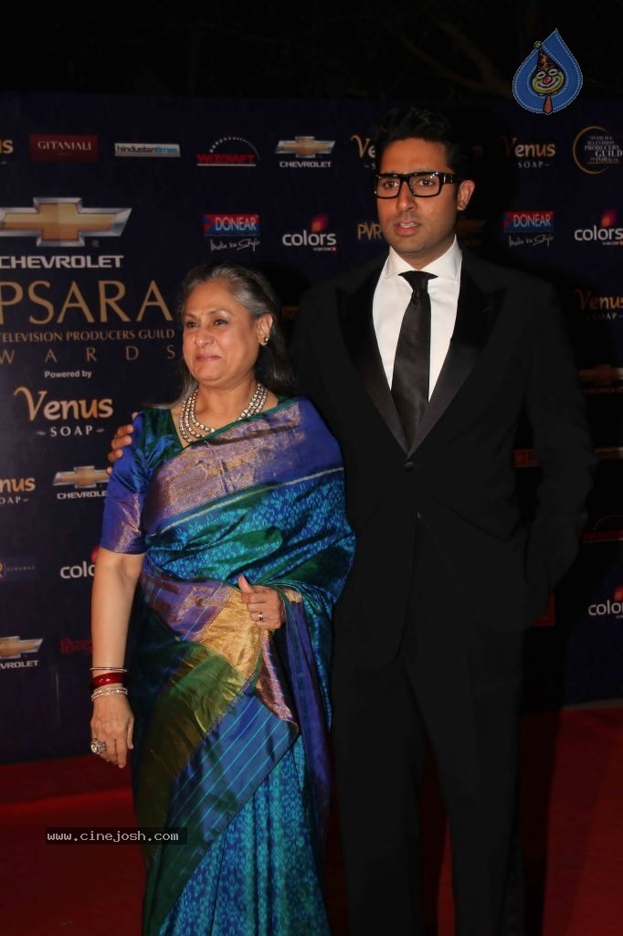 Bolly Celebs at Apsara Awards- 02 - 68 / 104 photos