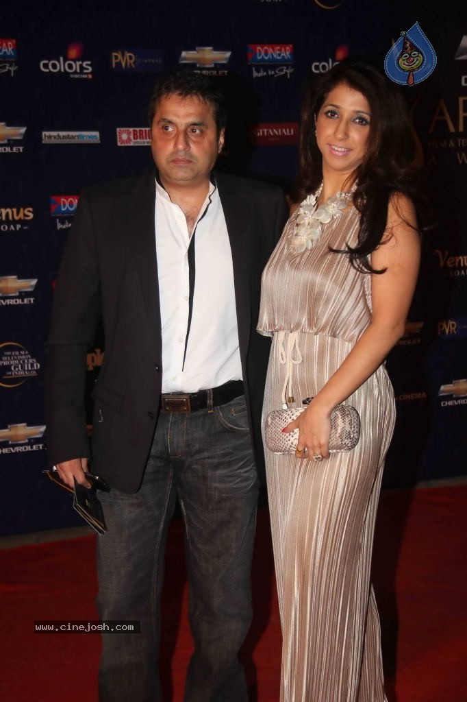 Bolly Celebs at Apsara Awards- 01 - 1 / 100 photos