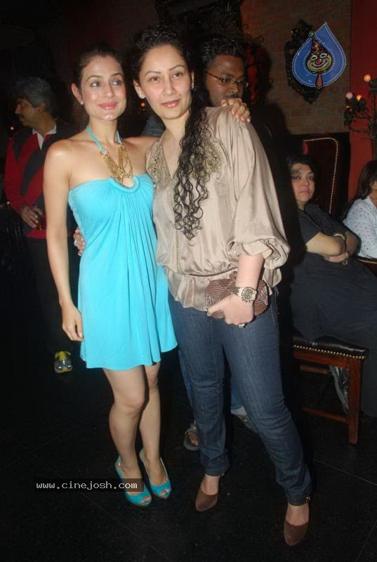 Bolly Celebs at Ashmit Patel Bday Bash - 37 / 175 photos