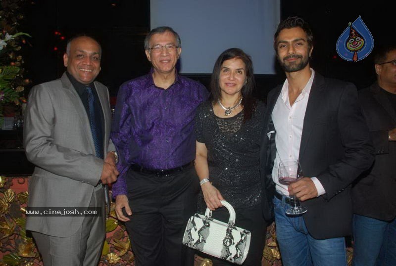 Bolly Celebs at Ashmit Patel Bday Bash - 66 / 175 photos