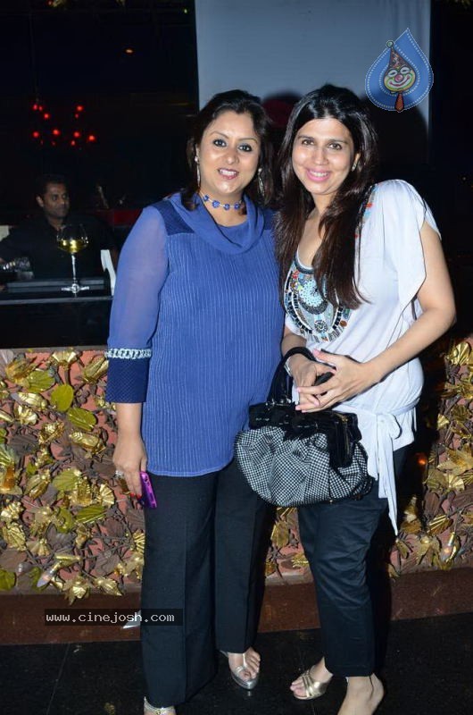 Bolly Celebs at Ashmit Patel Bday Bash - 94 / 175 photos