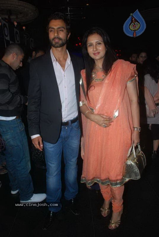 Bolly Celebs at Ashmit Patel Bday Bash - 152 / 175 photos