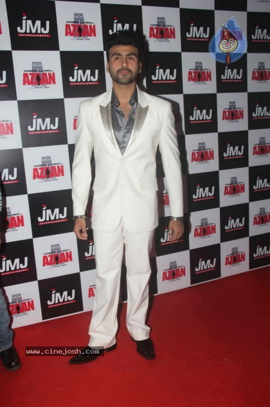 Bolly Celebs at Azaan Premiere - 22 / 43 photos