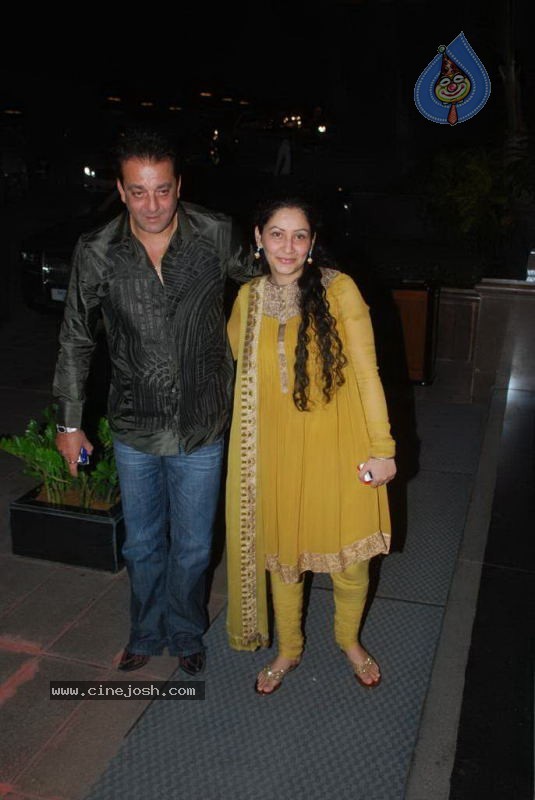 Bolly Celebs at Baba Dewan Bday Bash - 45 / 58 photos