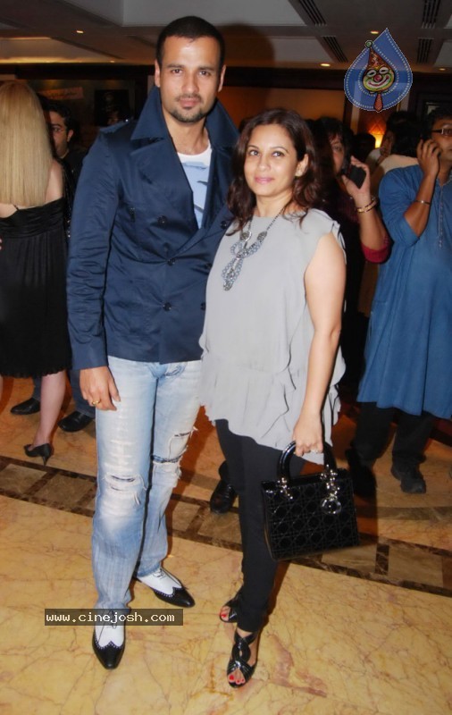 Bolly Celebs at Blenders Pride Fashion Show 2010 - 104 / 112 photos