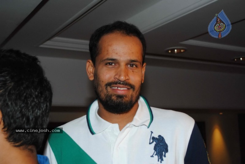 Bolly Celebs at Blenders Pride Fashion Show 2010 - 111 / 112 photos