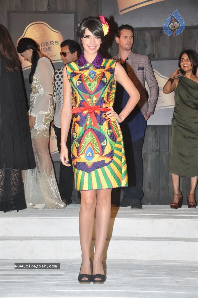 Bolly Celebs at Blenders Pride Fashion Tour 2012 - 46 / 52 photos