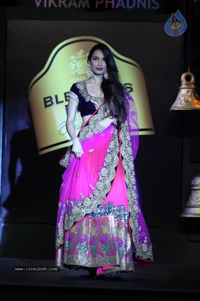 Bolly Celebs at Blenders Pride Fashion Tour 2013 - 1 / 107 photos