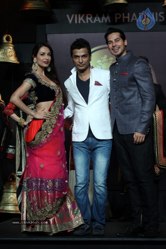 Bolly Celebs at Blenders Pride Fashion Tour 2013 - 6 / 107 photos