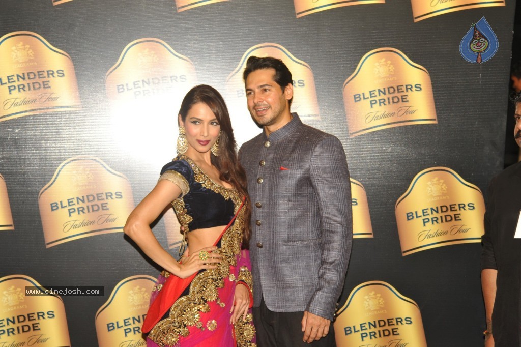Bolly Celebs at Blenders Pride Fashion Tour 2013 - 16 / 107 photos