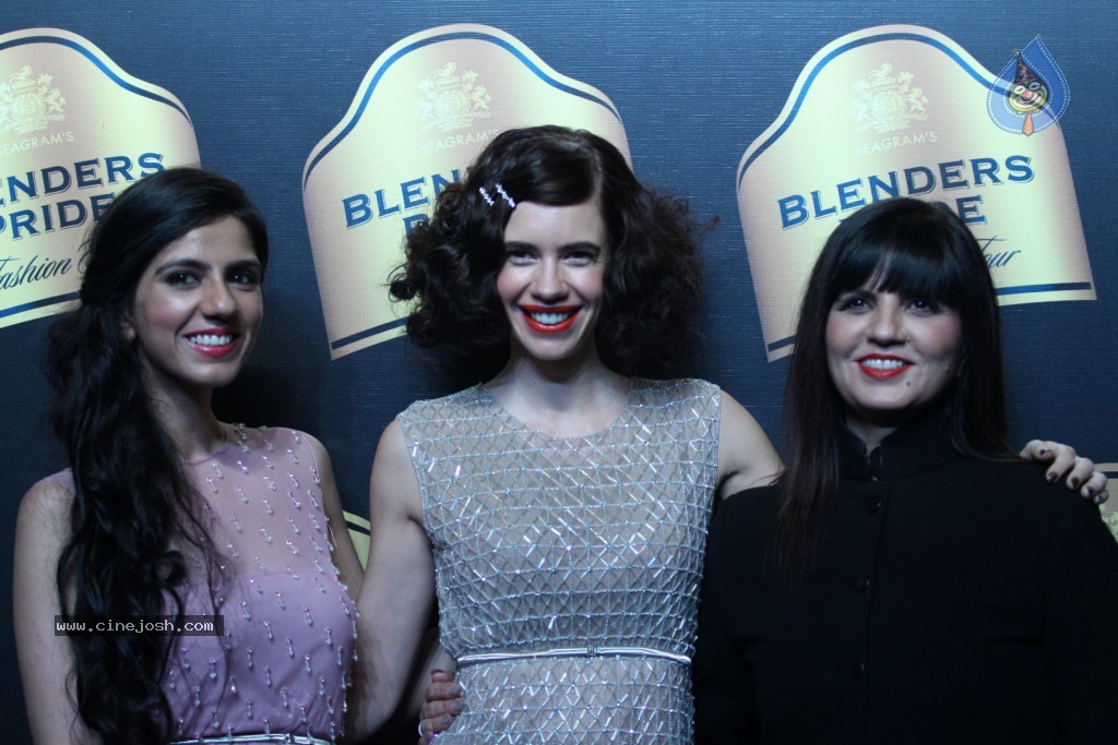 Bolly Celebs at Blenders Pride Fashion Tour 2013 - 66 / 107 photos