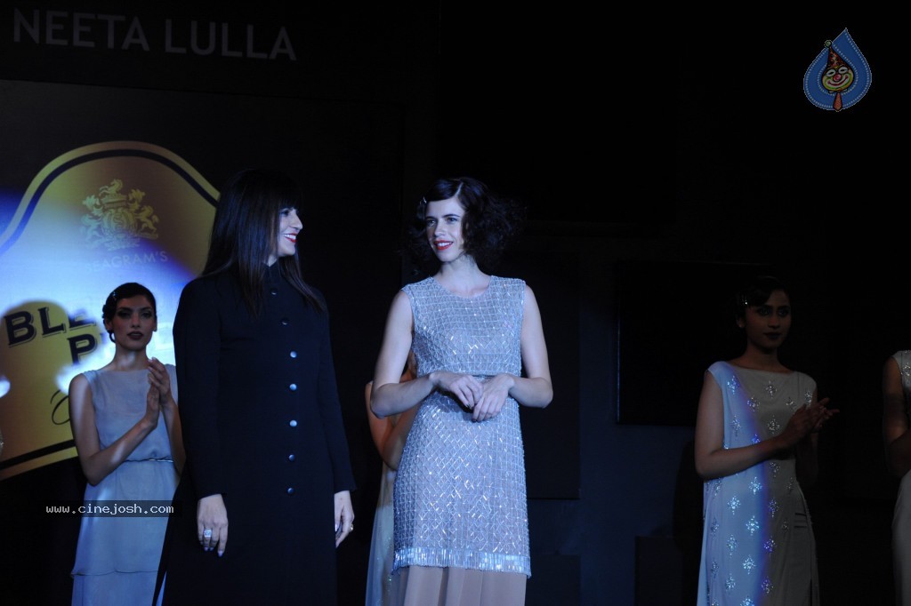Bolly Celebs at Blenders Pride Fashion Tour 2013 - 100 / 107 photos