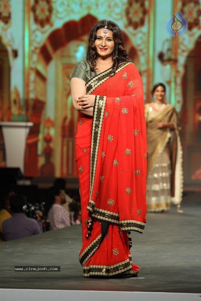 Bolly Celebs at Caring with Style Fashion Show - 67 / 136 photos