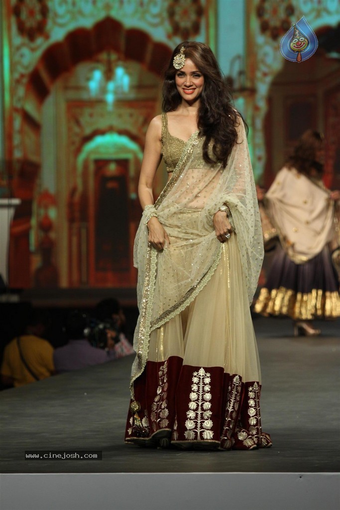 Bolly Celebs at Caring with Style Fashion Show - 73 / 136 photos