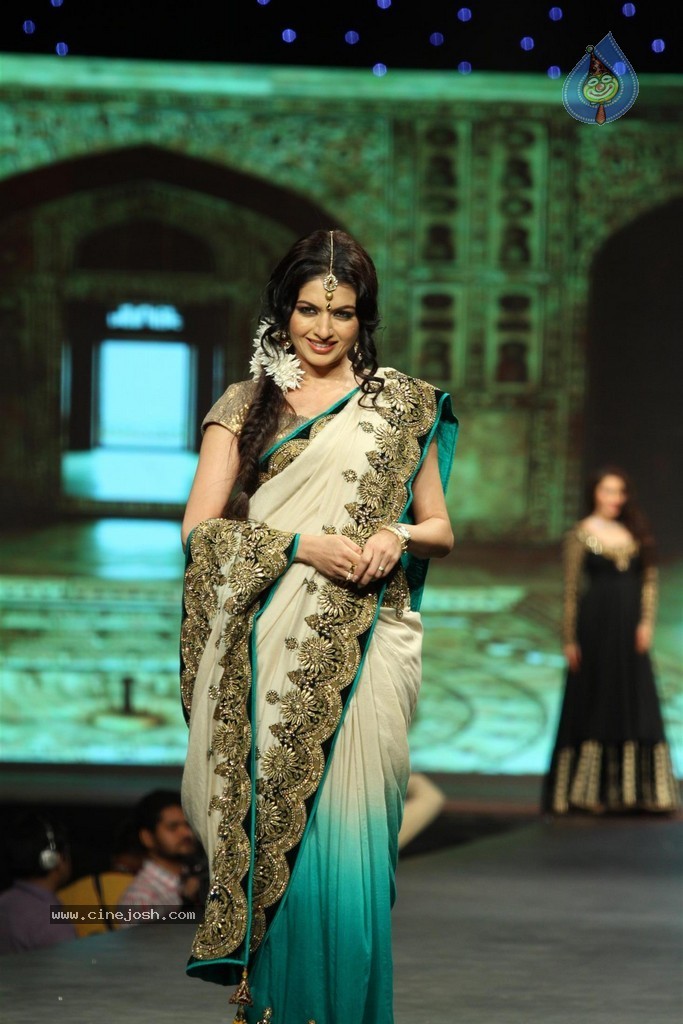 Bolly Celebs at Caring with Style Fashion Show - 130 / 136 photos