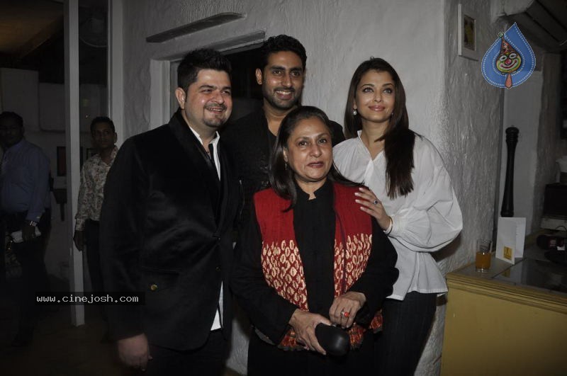 Bolly Celebs at Dabboo Ratnani Calendar Launch - 90 / 123 photos