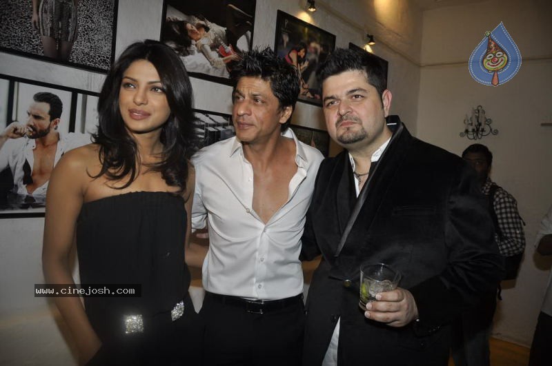 Bolly Celebs at Dabboo Ratnani Calendar Launch - 96 / 123 photos