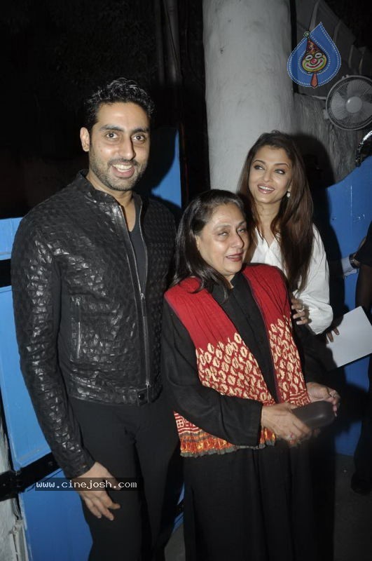 Bolly Celebs at Dabboo Ratnani Calendar Launch - 102 / 123 photos