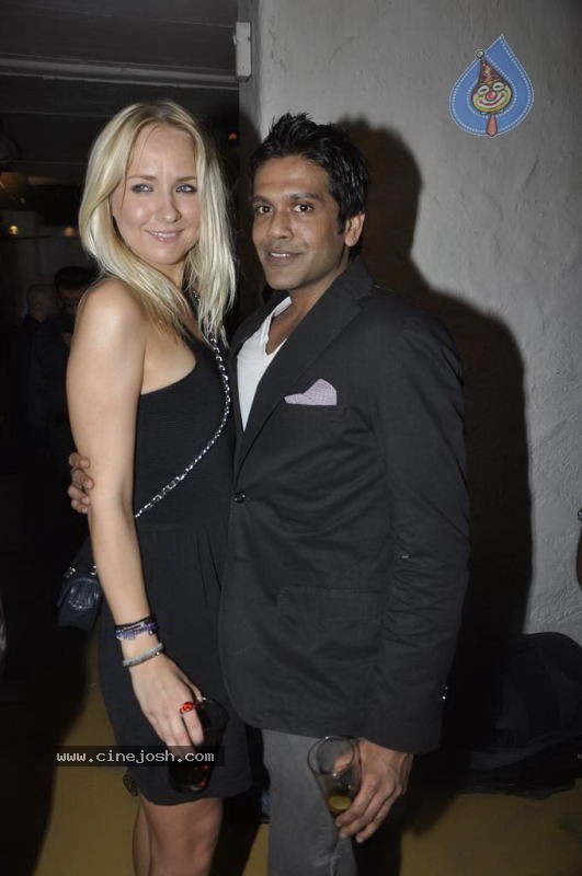 Bolly Celebs at Dabboo Ratnani Calendar Launch - 118 / 123 photos