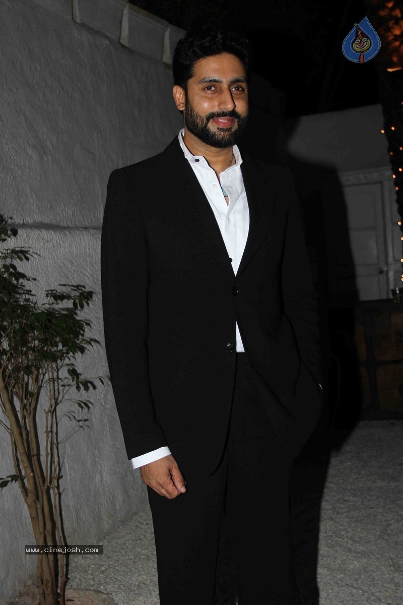 Bolly Celebs at Dabboo Ratnani 2015 Calendar Launch - 7 / 76 photos